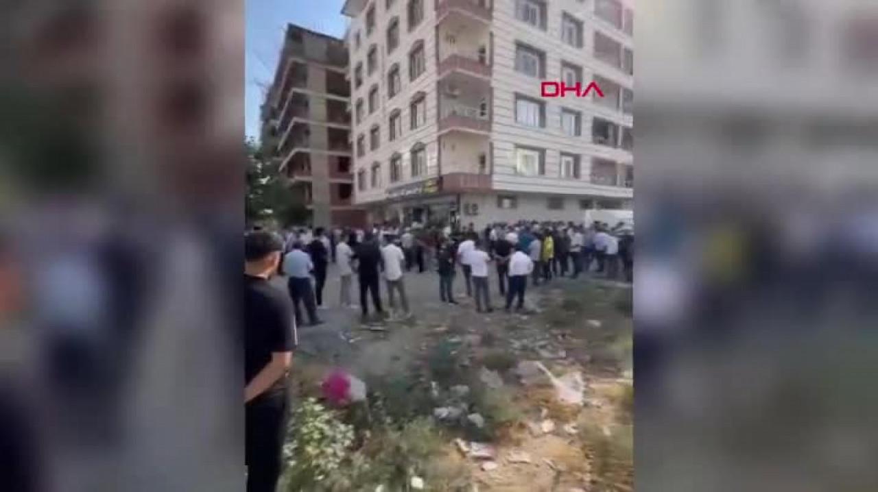 Aile faciası! Eşini ve 2 çocuğunu bıçakla öldürüp kendini astı