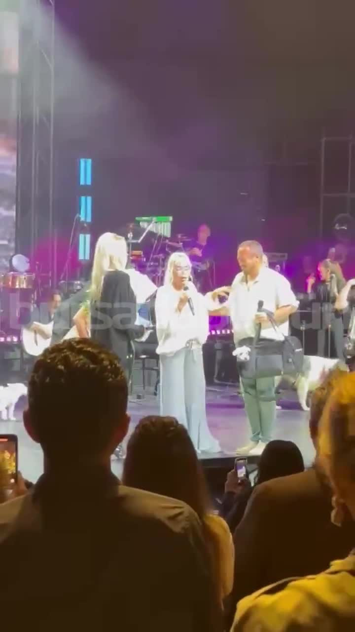 Ajda Pekkan Bursa'yı mest etti! Süperstar'dan Bursalı hayranlarına özel gece