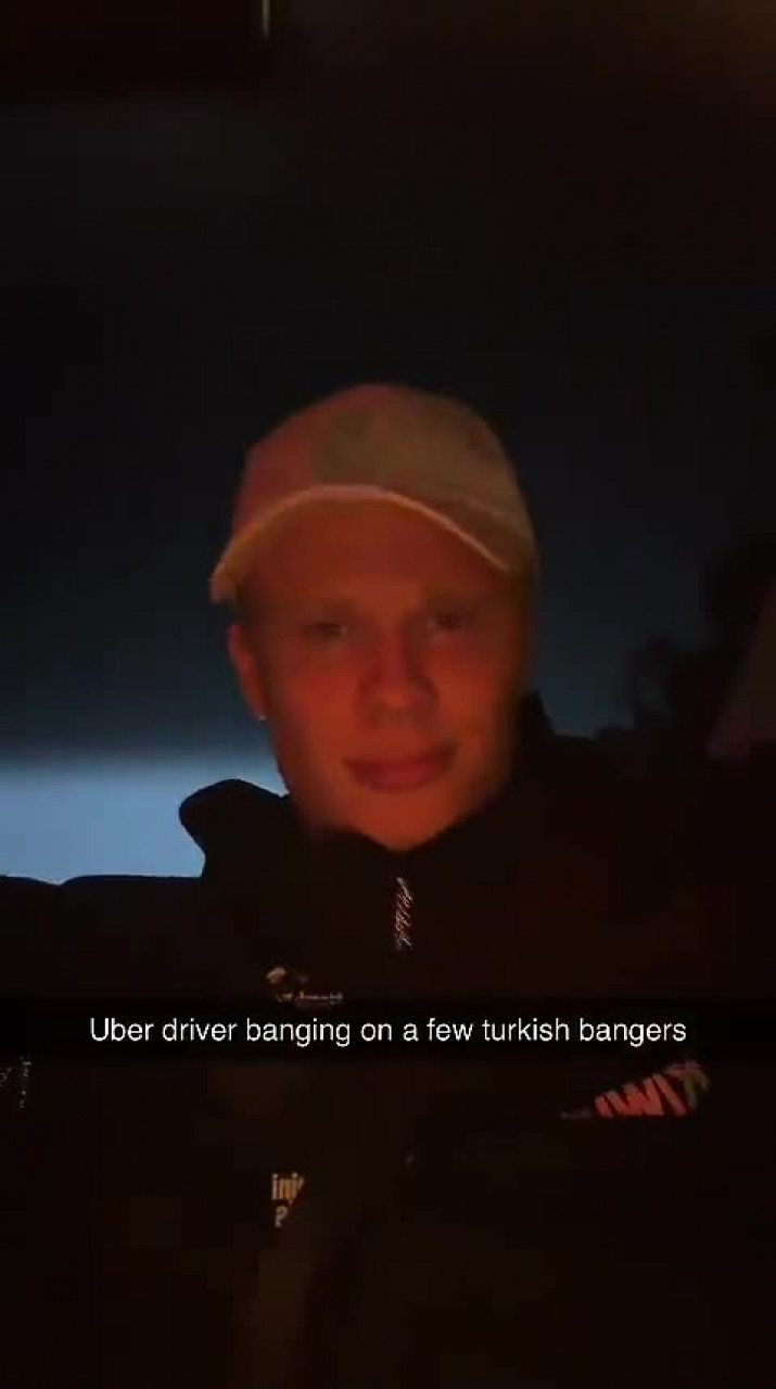 Dünyaca ünlü yıldız Haaland Türkçe şarkı dinledi! Tercihi ortaya çıktı