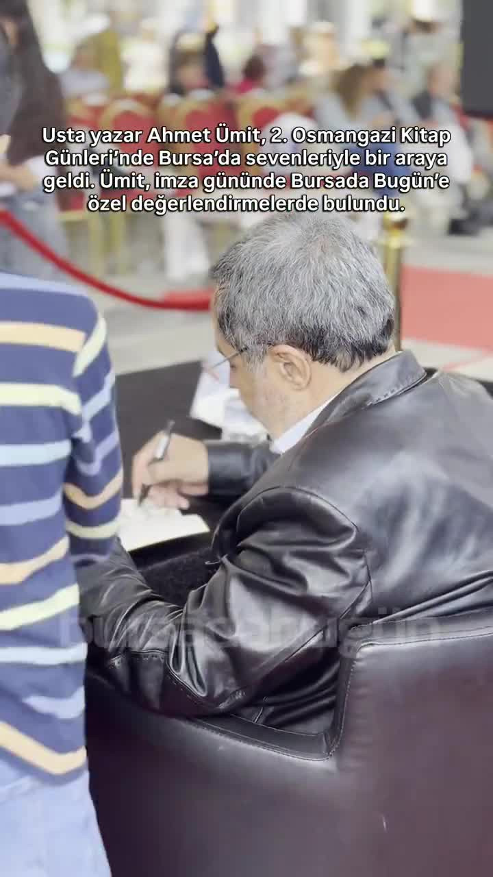 Ahmet Ümit Bursa'da konuştu: 'Geleneksel hale getirmeliyiz"