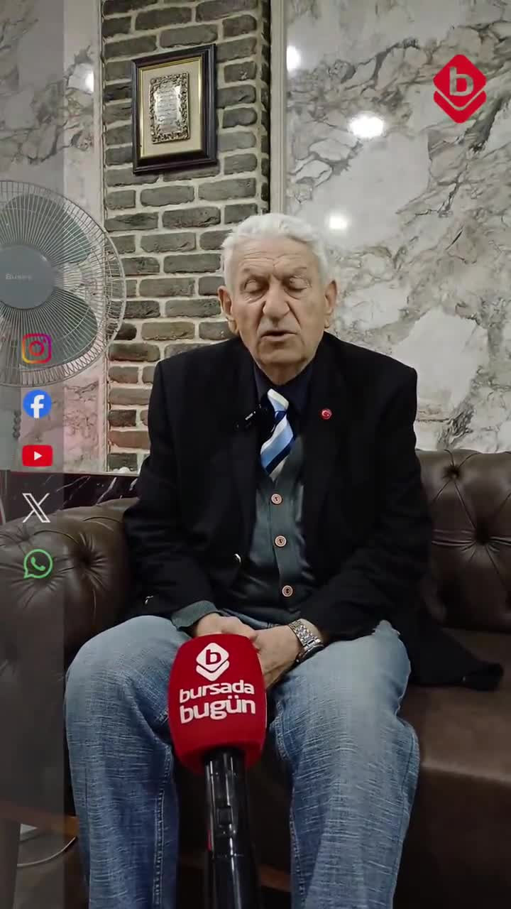 Bursa'da tarihi güzergahta büyük sorun! Yayalar araçların arasında kaldı