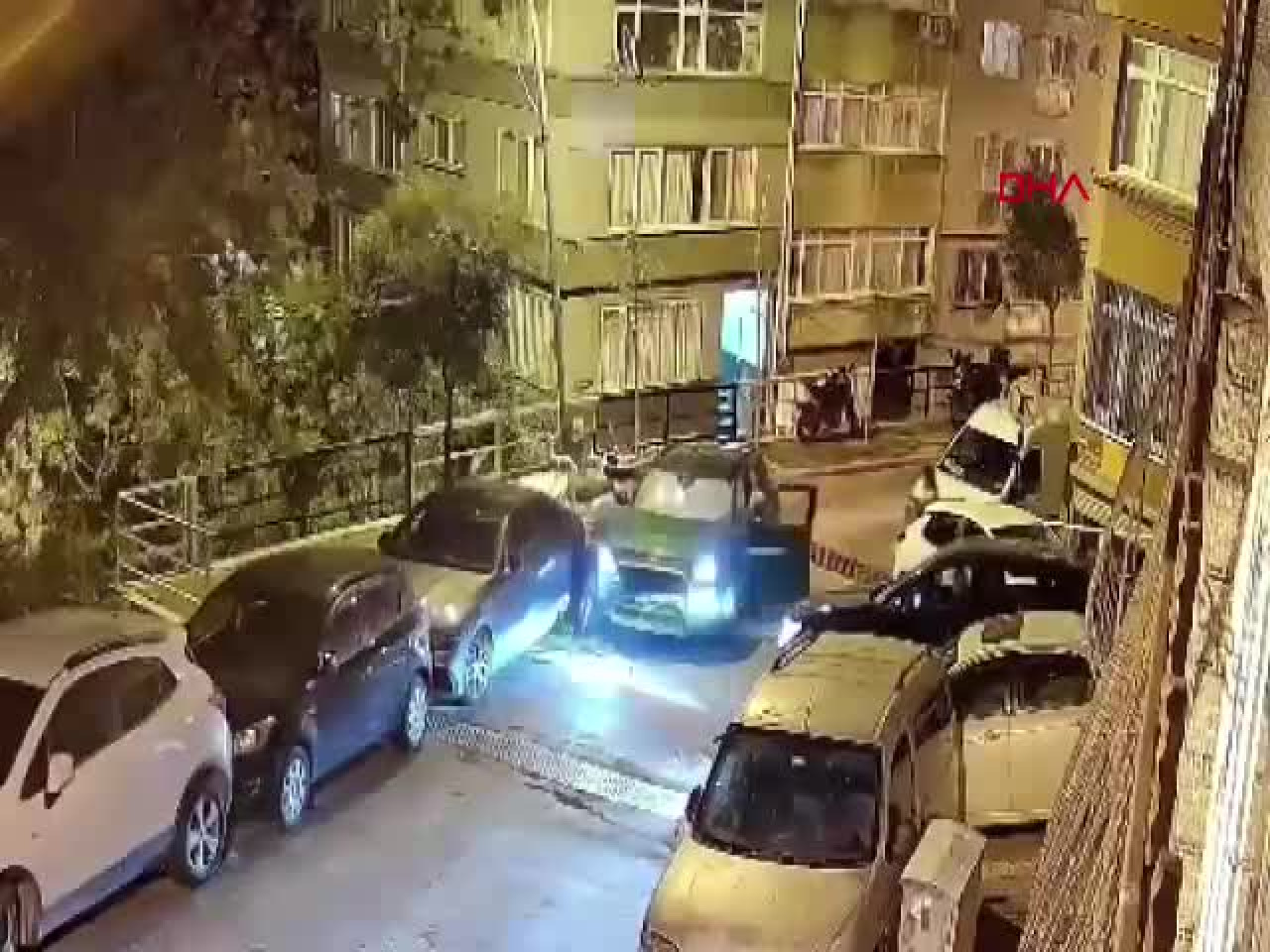 Beşiktaş'ta polisin "dur" ihtarına uymadı, Şişli'de araçlara çarparak yakalandı