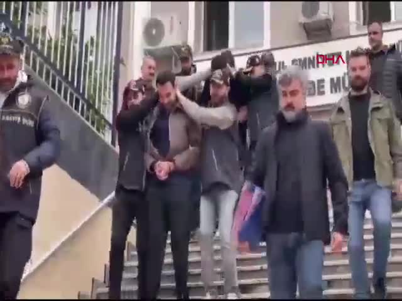 Bursa dahil 10 ilde eş zamanlı operasyon! Sosyal medya yayınları mercek altında