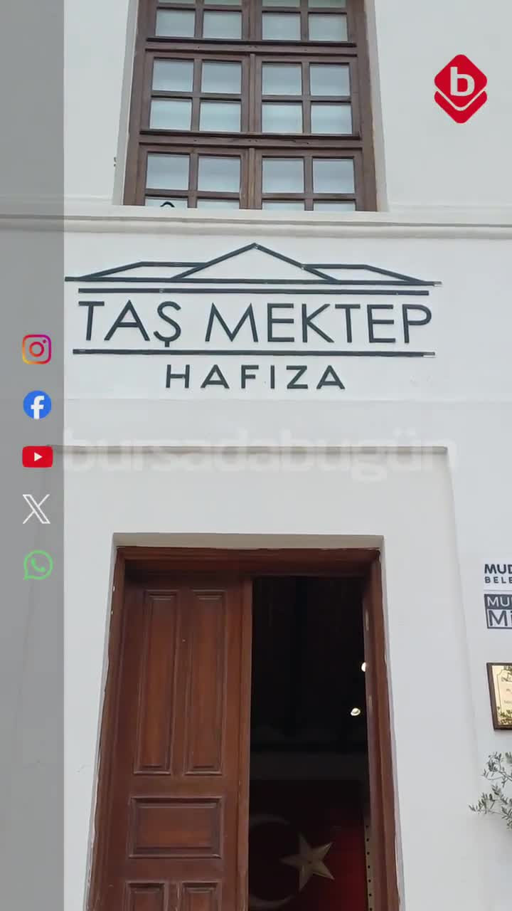 Bursa'nın Taş Mektep'i geri döndü! İçeride neler var?