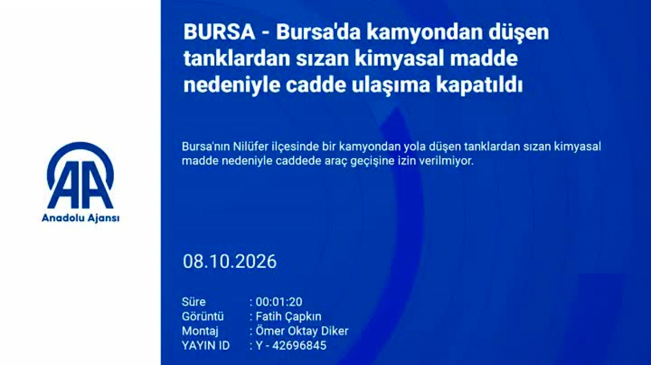 Bursa'da korkutan kaza! Caddeyi kapatmak zorunda kaldılar...