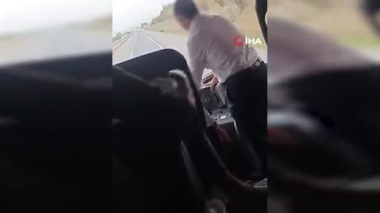 Van'dan Bursa'ya giden otobüste skandal görüntüler!