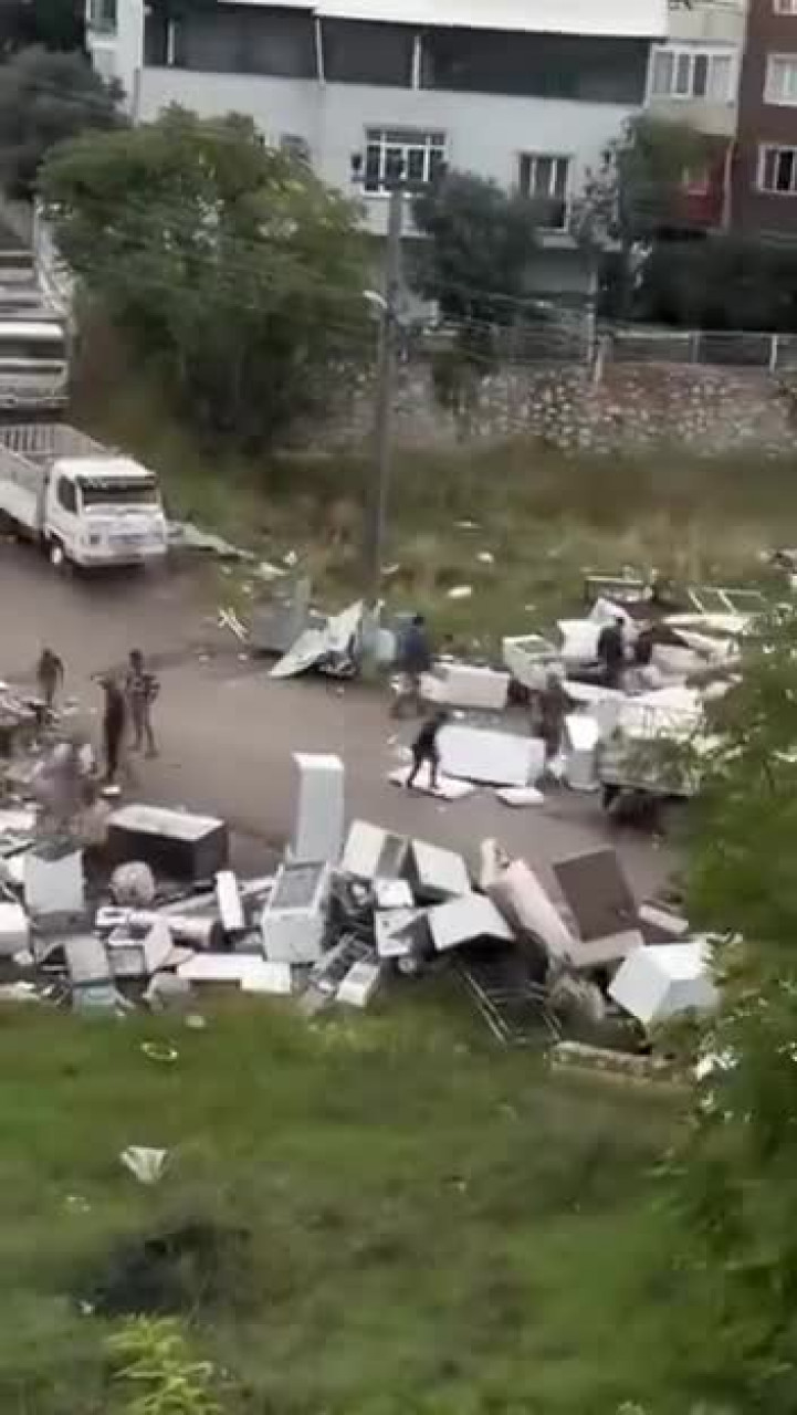 Bursa'da mahalle sakinlerini isyan ettiren görüntüler! Önlem bekliyorlar
