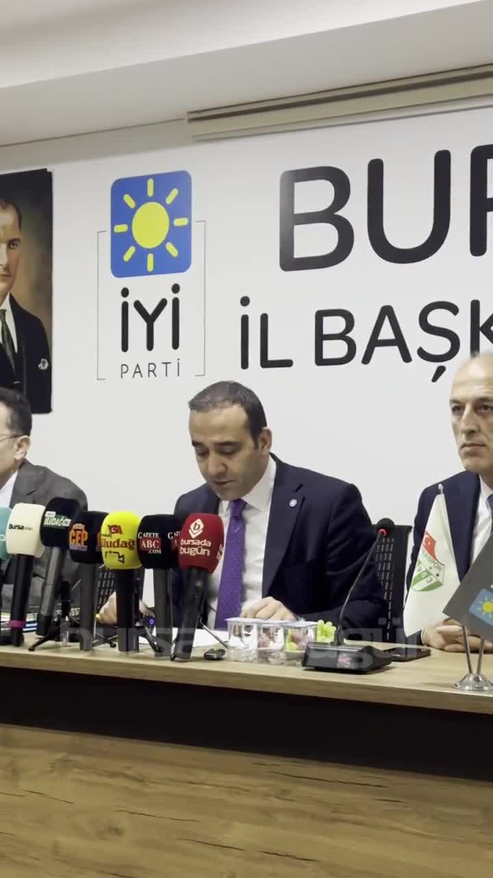 İYİ Parti Genel Başkan Yardımcısı Yılmaz Bursa'da konuştu