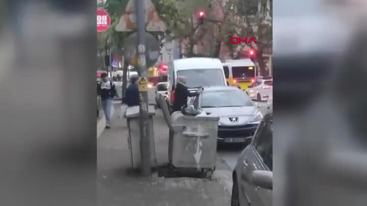 Bursa'da öfkeli kadın sinirini çekiçle çıkardı!