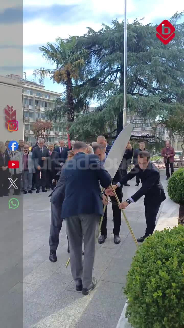 Bursa muhtarları Heykel 'de buluştu!