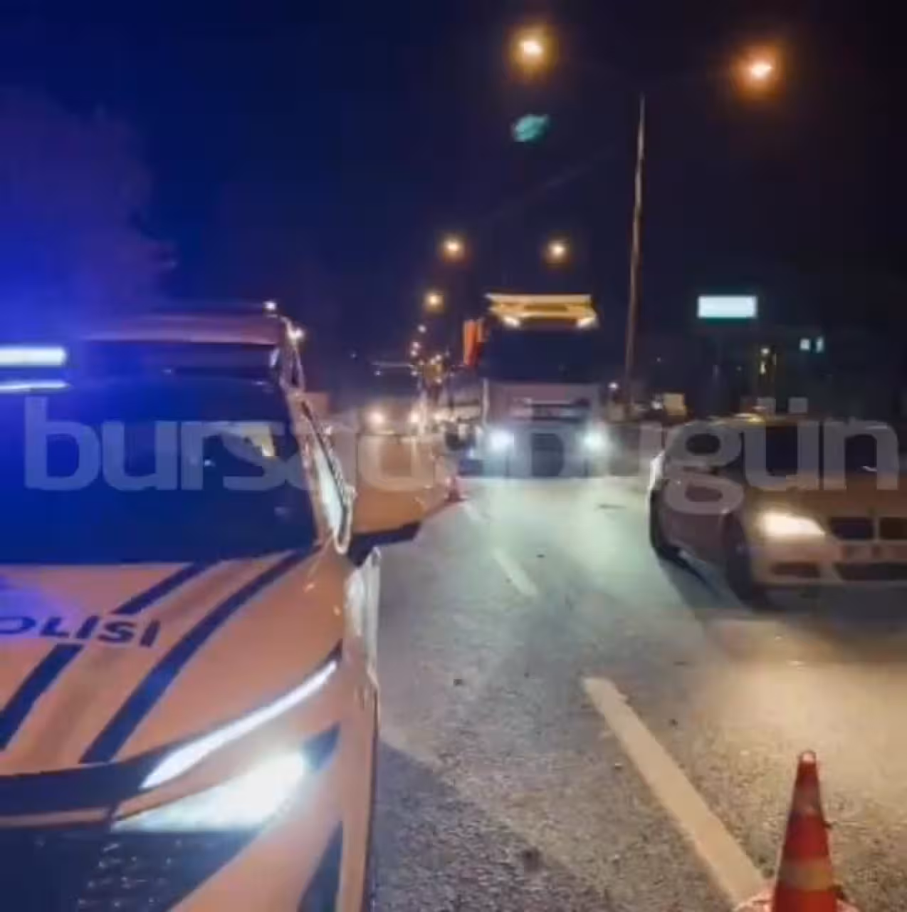 Bursa-Yalova yolunda ortalığı birbirine katt...