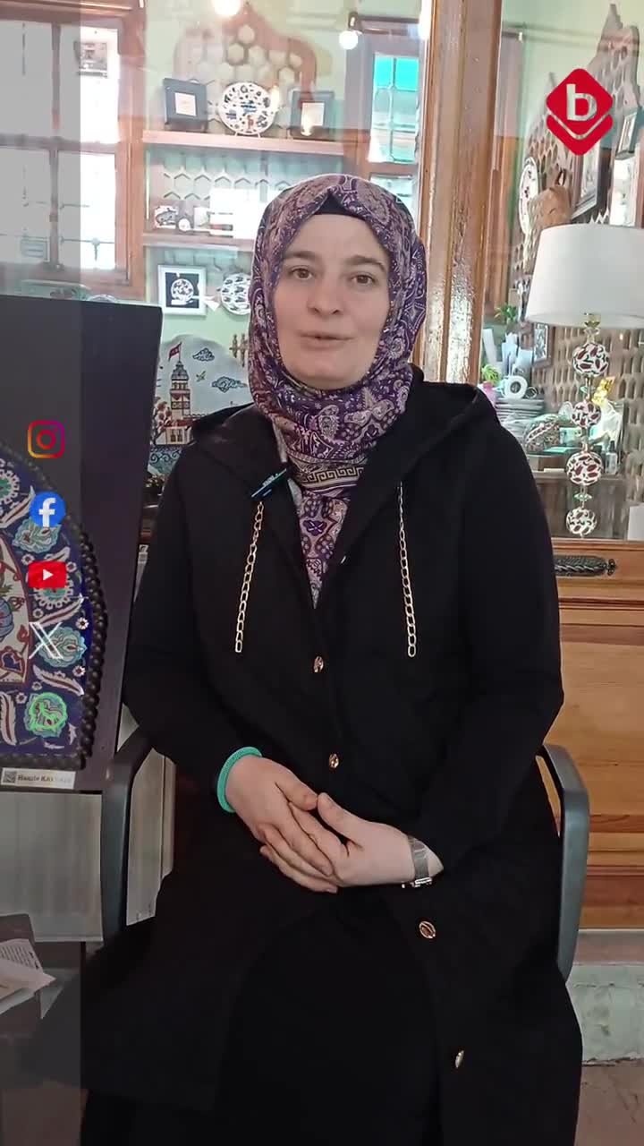 Asırlık miras için mücadele ediyor! Bursa'nın kayıp çinilerinin tuvaldeki izleri...
