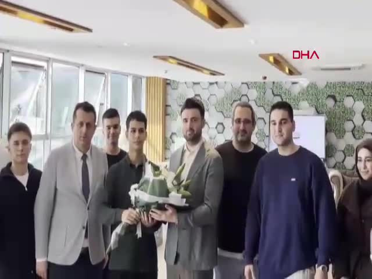 Bursaspor'da 2,2 milyar TL'lik borç açıklaması! Enes Çelik o süreci anlattı
