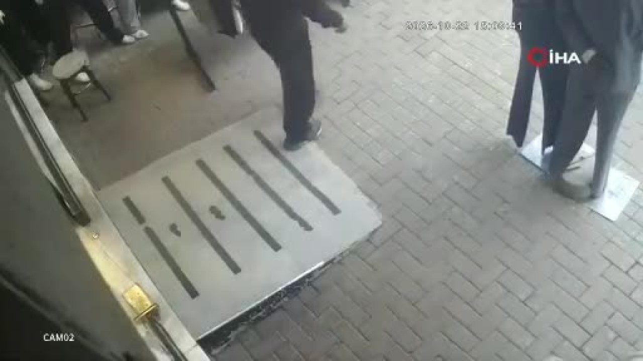Bursa'da yavru kediyi kurtarmak isterken canından oldu!