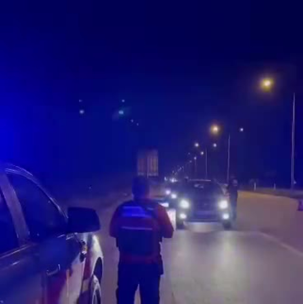 Bursa'da jandarma kuş uçurtmadı! Araçlar didik didik arandı