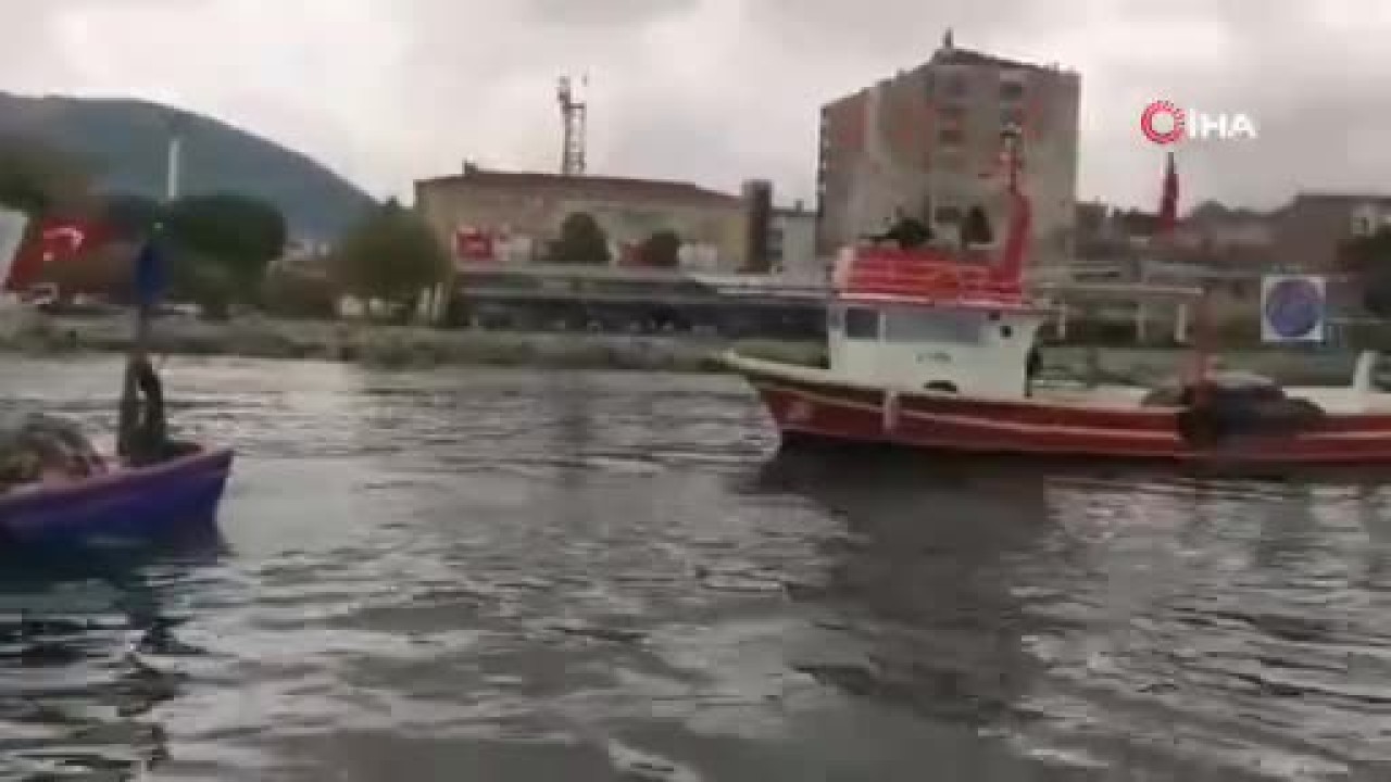 Bursa'da Cumhuriyet coşkusu denize taştı