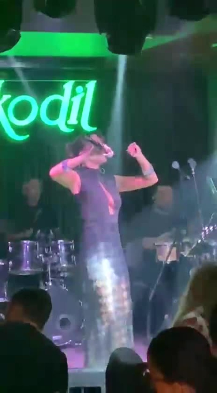 Bursa'da İpek Ildız ile müzik dolu gece