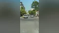 Bursa'da kural tanımayan sürücü kameraya yan...