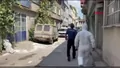 Bursa'da mahalleyi pireler bastı! 3 katlı bi...