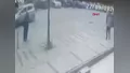 Bursa'da karşıya geçmek isterken otobüs çarp...