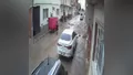 Yenişehir'de ayakkabı hırsızlığı kamerada