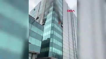 İstanbul'da bir iş merkezinde yangın çıktı!