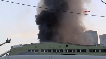İstanbul'da halı fabrikasında yangın çıktı -2