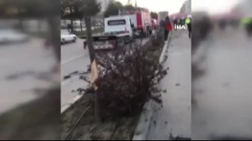 Isparta'da kamyonet ile otomobil çarpıştı: 1 yaralı