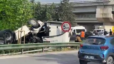 Bursa'da feci tır kazası!