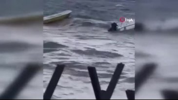Bursa'da fırtına ve yağmur zor anlar yaşattı, tekneler alabora oldu