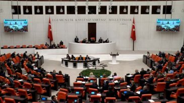 CHP Bursa Milletvekili Öztürk'ten  'mülakat' değişikliği tepkisi