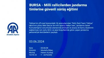 Bursa'da milli rallicilerden jandarma timlerine güvenli sürüş eğitimi