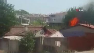 Bursa'da bir evde yangın çıktı!