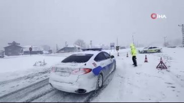 Bolu Dağı geçişi çift yönlü ulaşıma kapandı!