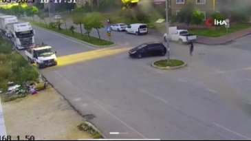 Kahreden kaza! O anlar kameralara yansıdı...
