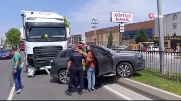 Bursa'da ortalık savaş alanına döndü! Tır ile cip...