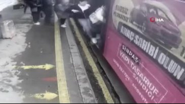 Metrobüs kazasının güvenlik kamerası görüntüsü ortaya çıktı