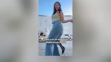 Bu nasıl anne? Etkileşim uğruna çocuğuna yaptıklarına tepki yağıyor