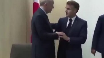 Zirvede olay görüntü! Cumhurbaşkanı Erdoğan tek hamleyle boşa düşürdü