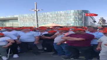 Bursa'da işçiler meydana çıkarak seslerini yükseltti: Artık yeter, sabrımız taştı!