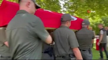 En acı veda! Yangında şehit olan orman personeli böyle uğurlandı