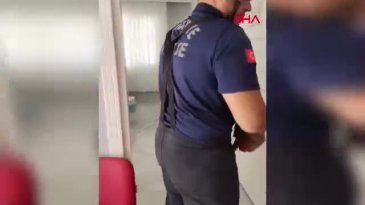 Aile sağlığı merkezinde yılan paniği