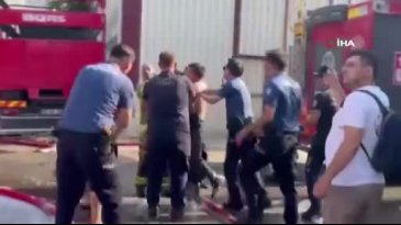 Bursa'da yangını söndürmeye çalışan itfaiye ekiplerine bıçakla saldırı!