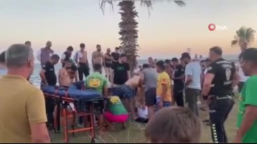 Havada korku dolu anlar! Paraşütle çarptılar...