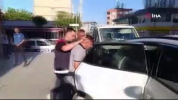 Kendisini kaymakam olarak tanıttı, sahte tören bile düzenledi