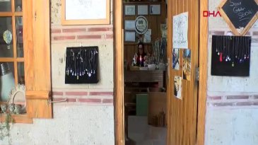 Bursa'da 15 yıldır cam sanatını icra eden Fatma Turan, tecrübelerini paylaştı