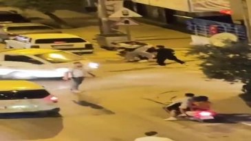 Bursa'da tekme tokat kavga!
