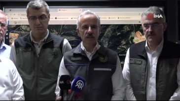 Bursa alevlerle boğuşuyor! 2 köy boşaltıldı, 1000'den fazla kişi tahliye edildi