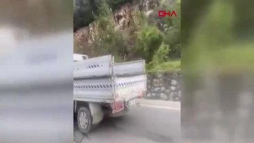 Bursa'da feci kaza! Yaralılar var...