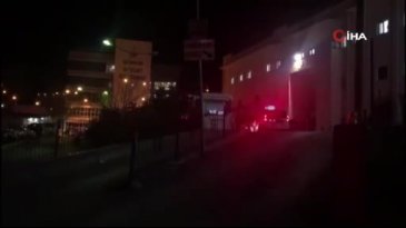 İzinsiz tezgah tartışması kanlı bitti: 2 zabıta memuru yaralandı
